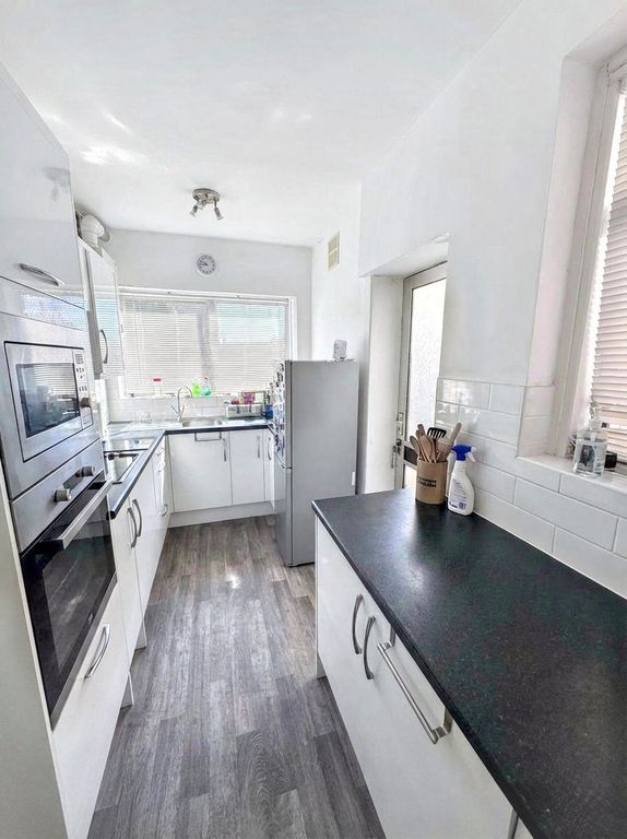 Property photo 2 of 20 Photo 20