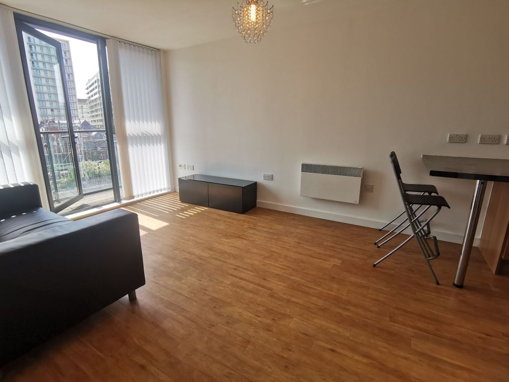 Property photo 2 of 12 Lounge