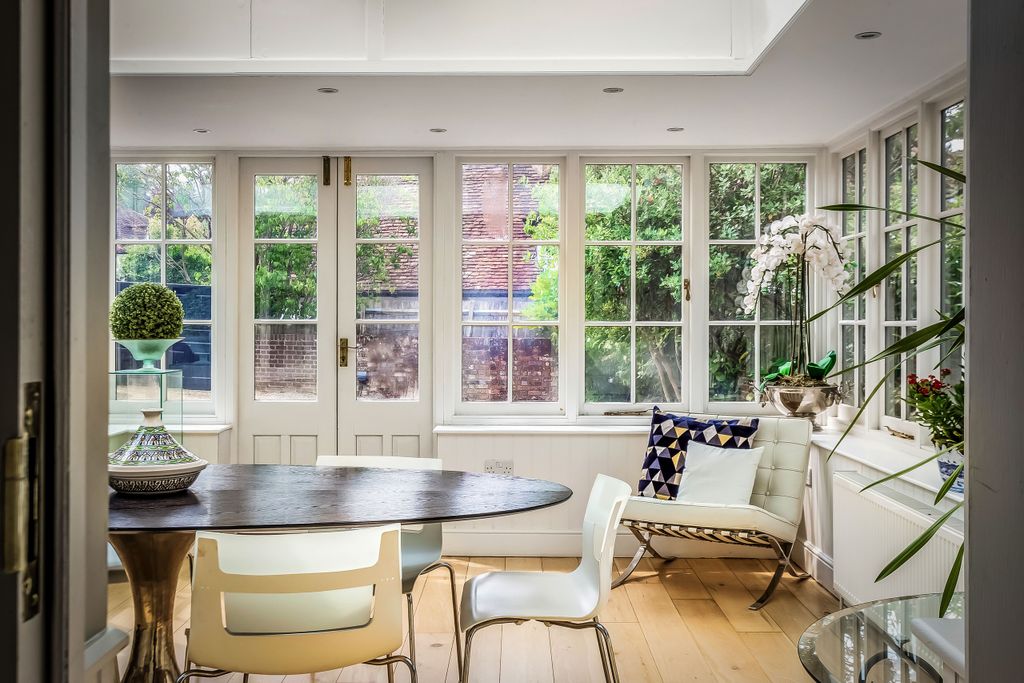 Property photo 3 of 20 12