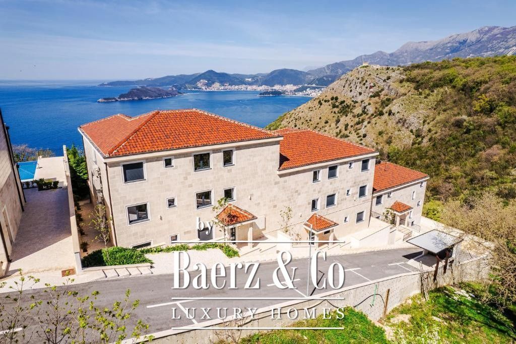 Property photo 3 of 25