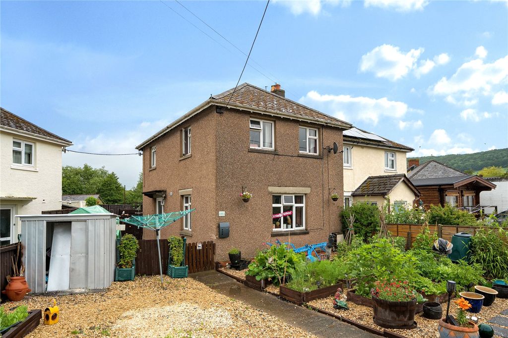 Property photo 1 of 21 Picture No. 01