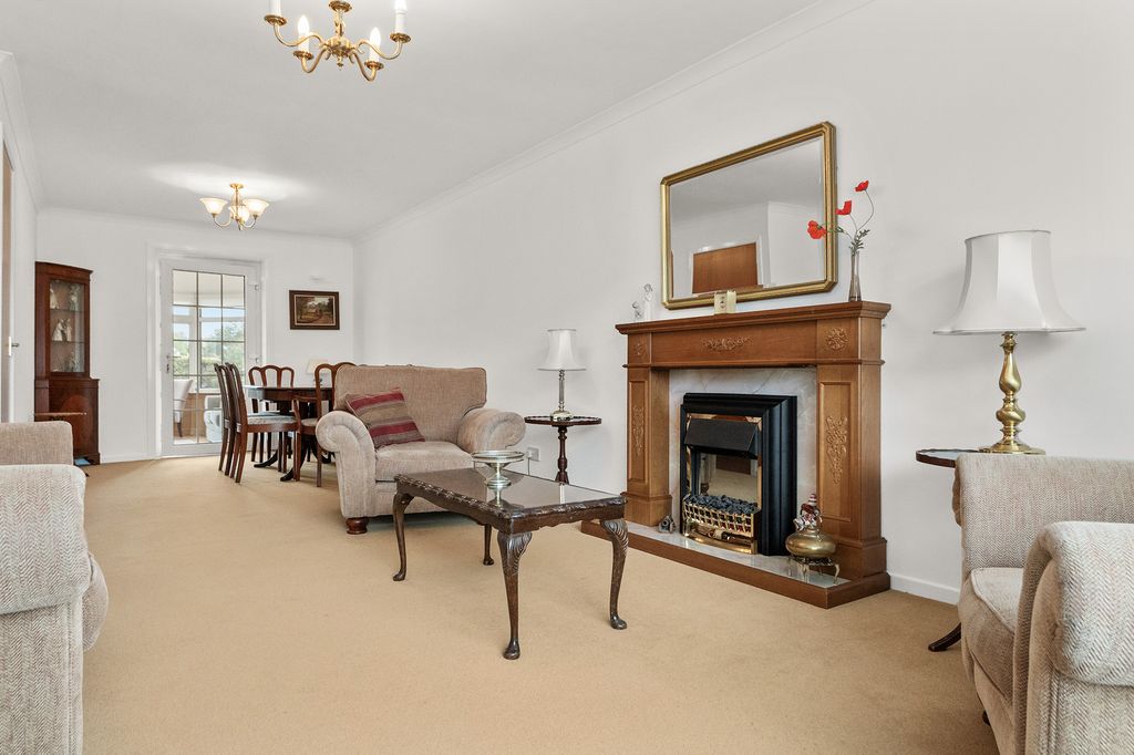 Property photo 3 of 25