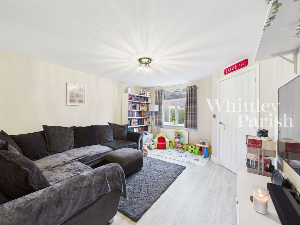 Property photo 2 of 10