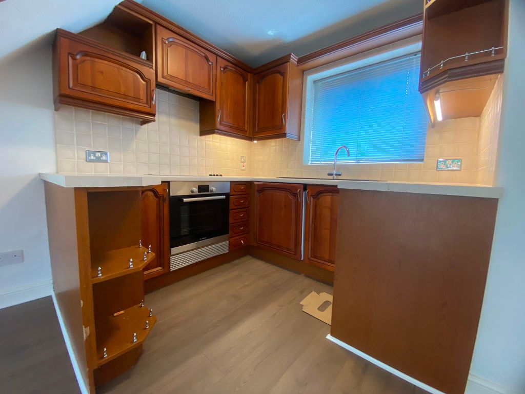 Property photo 2 of 12 Image