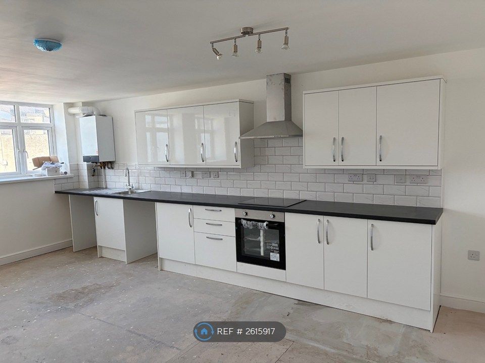 Property photo 2 of 3