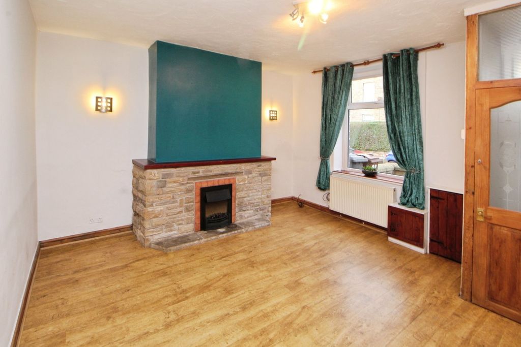 Property photo 2 of 9 Picture No. 05