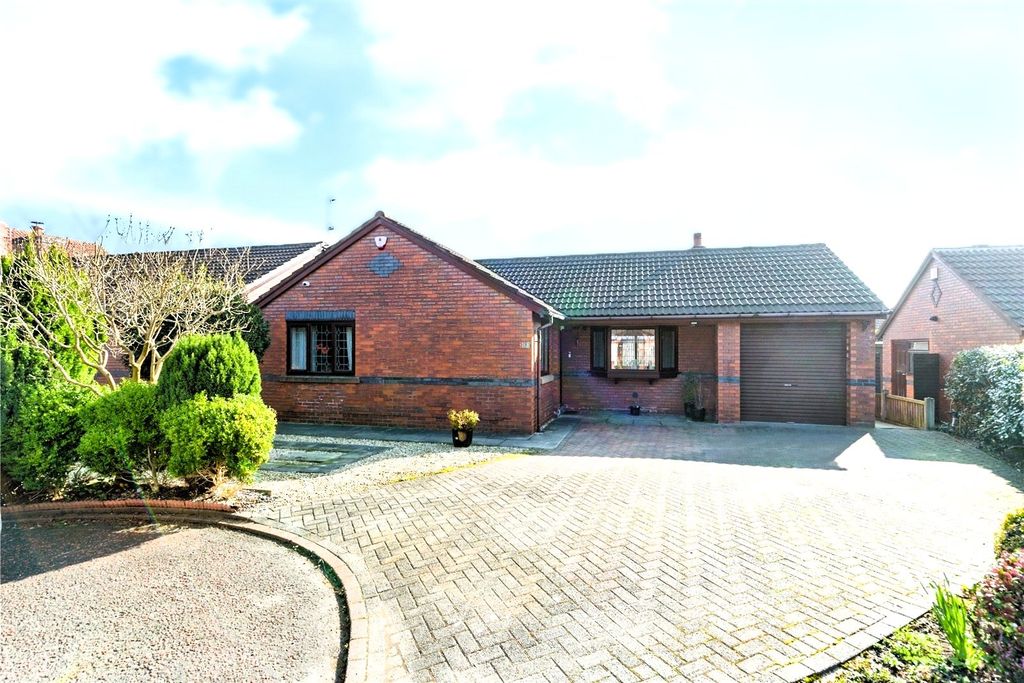 Property photo 1 of 17 Front