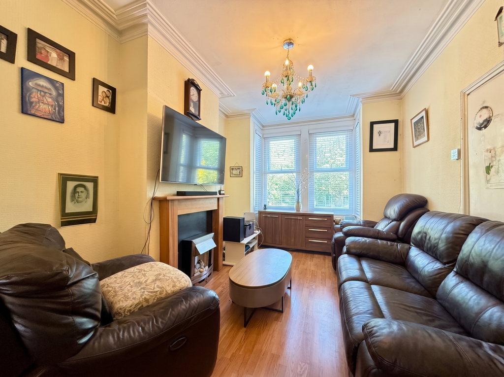 Property photo 2 of 11