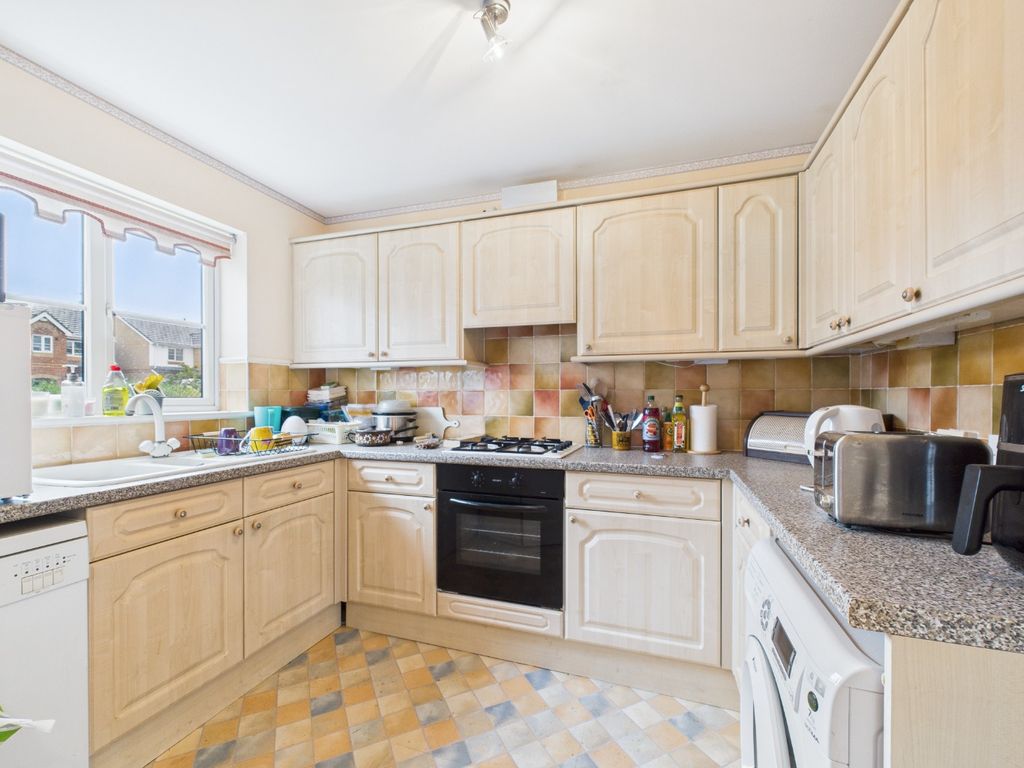 Property photo 2 of 12 4012845