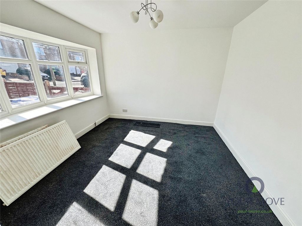 Property photo 3 of 9 Picture No. 11