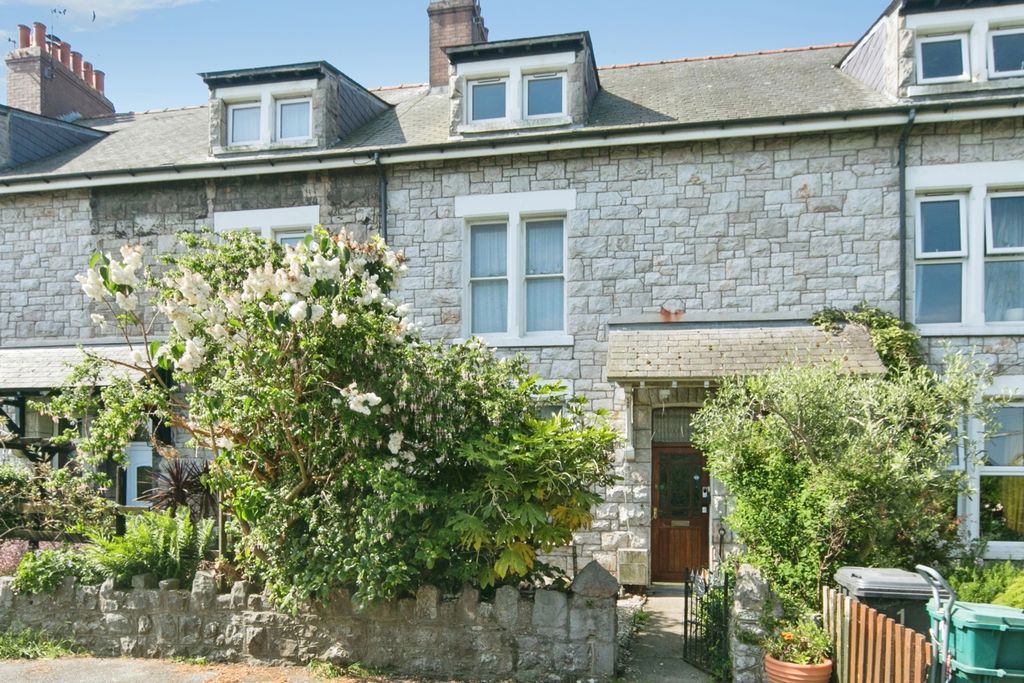 Property photo 1 of 19 Pbox-Img.Jpg