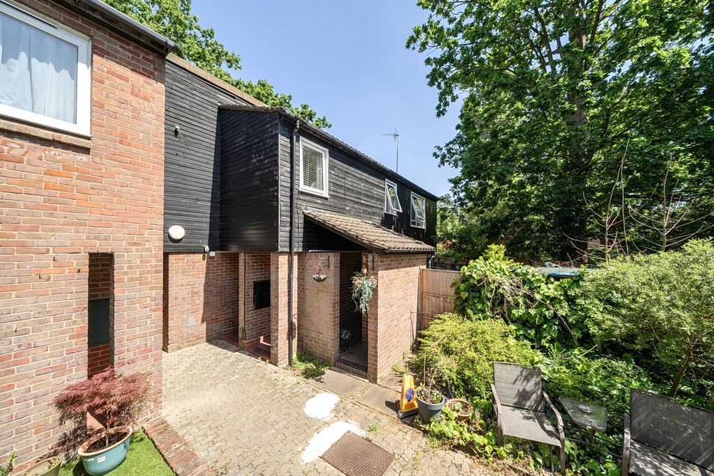 Property photo 1 of 20 1466926-2-6A1598B...