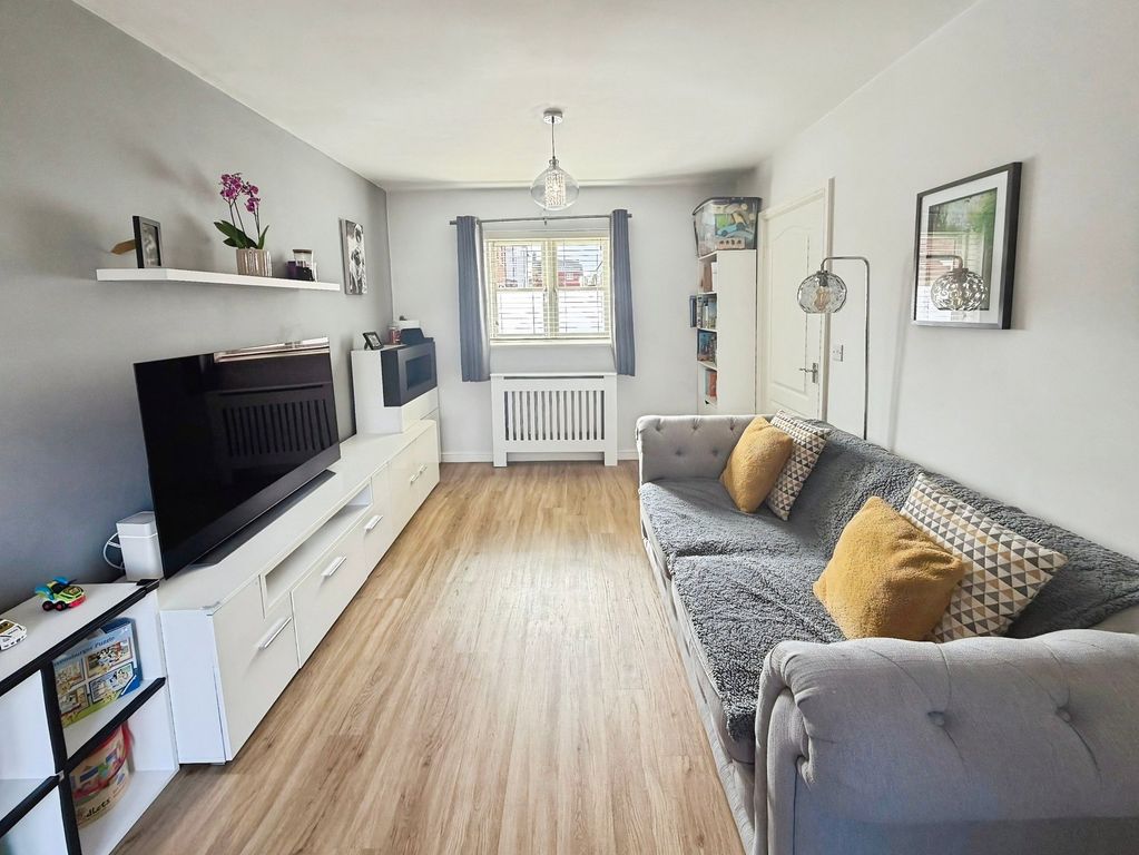 Property photo 3 of 30