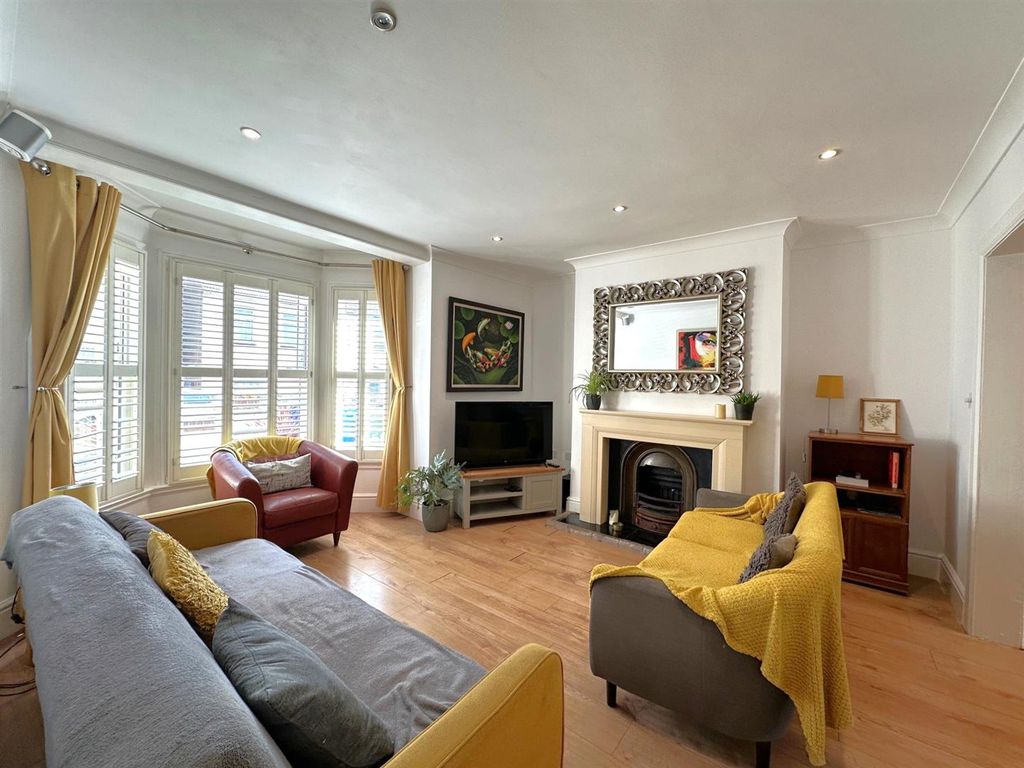 Property photo 2 of 12 1.Jpg