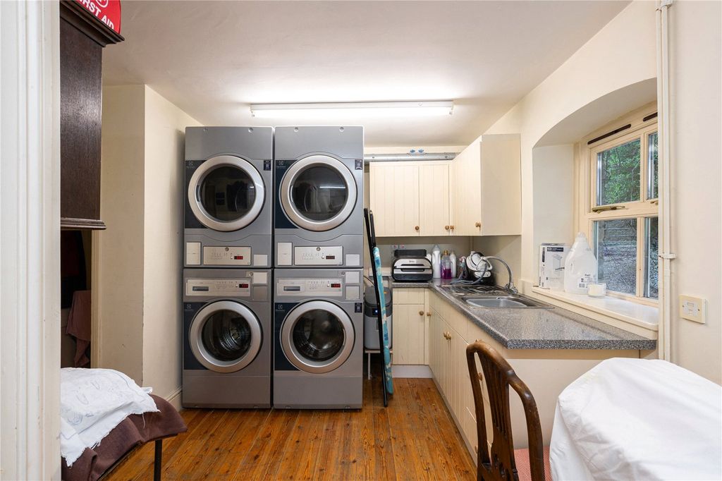 Additional image 11 of 9 bed detached house to rentColn St. Aldwyns, Cirencester, Gloucestershire GL7