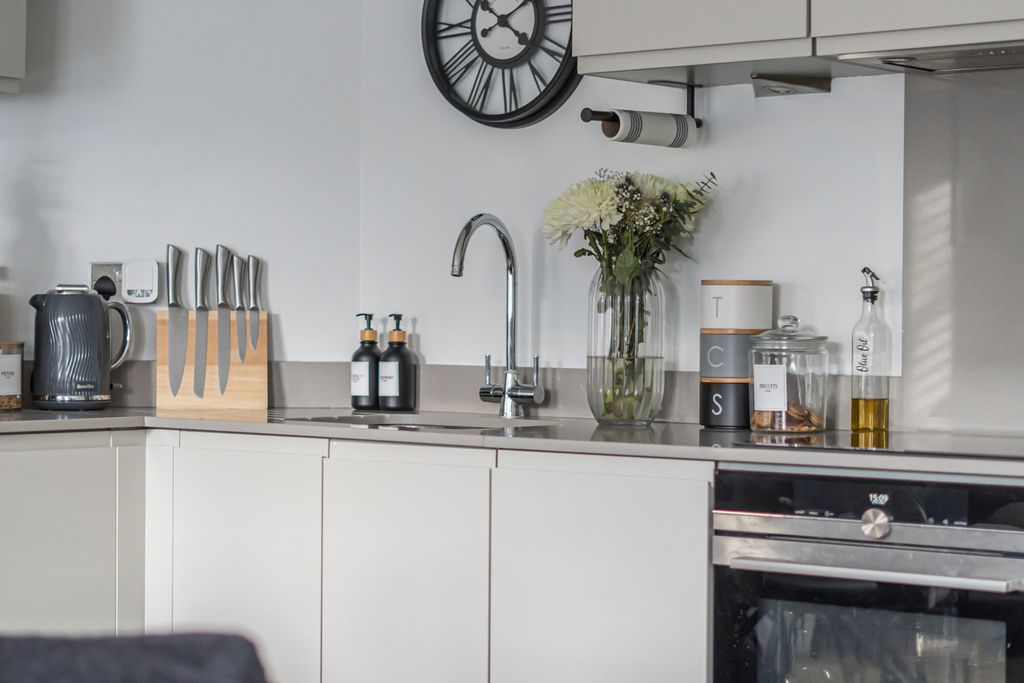 Property photo 2 of 20 1403274-7-6978Db3...