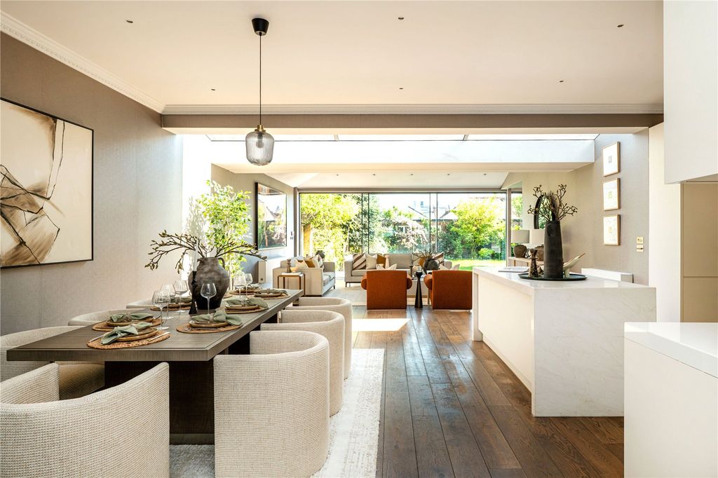 Property photo 2 of 18 Open Plan