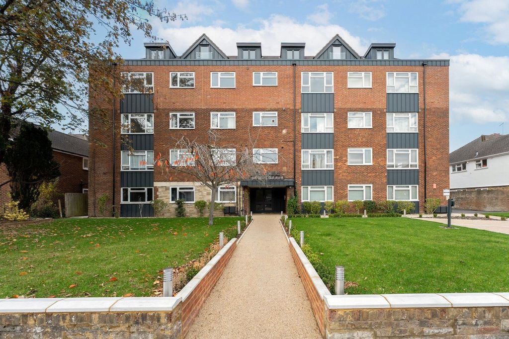 Property photo 1 of 14 Picture No. 16