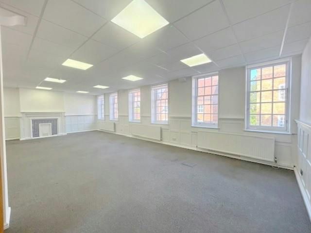 Property photo 3 of 7 Ff Main i.Jpg