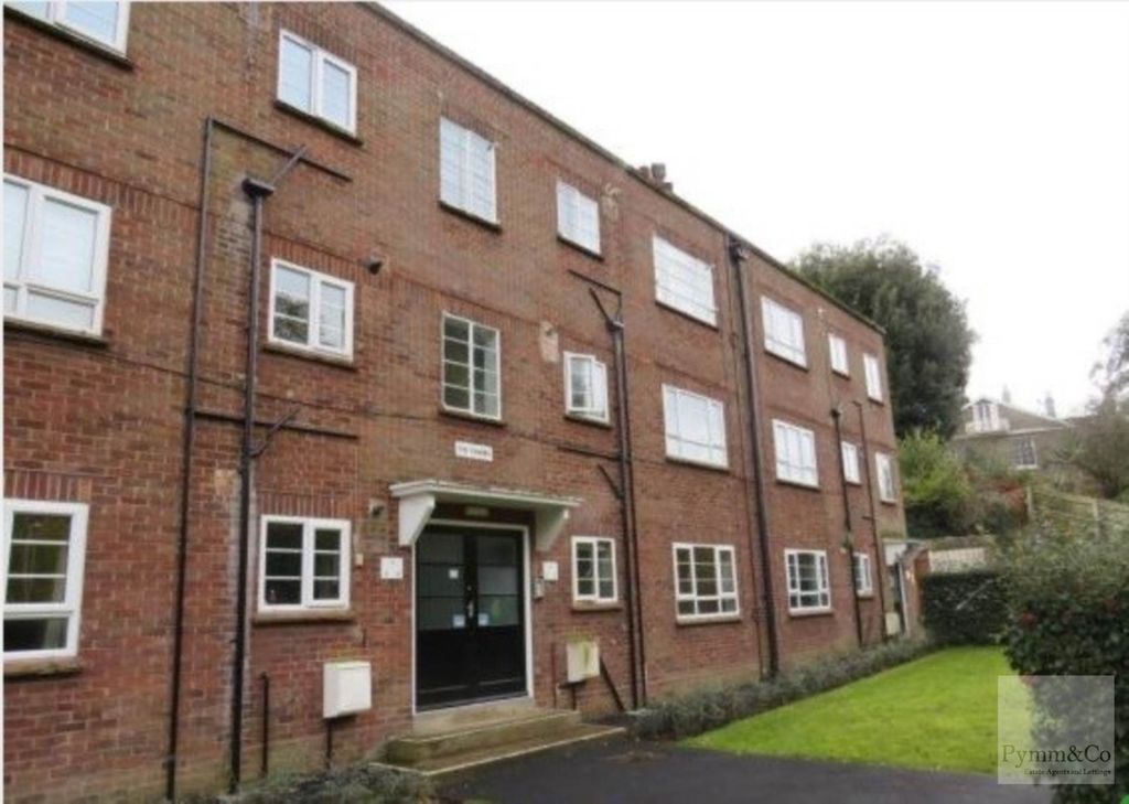 Property photo 1 of 5