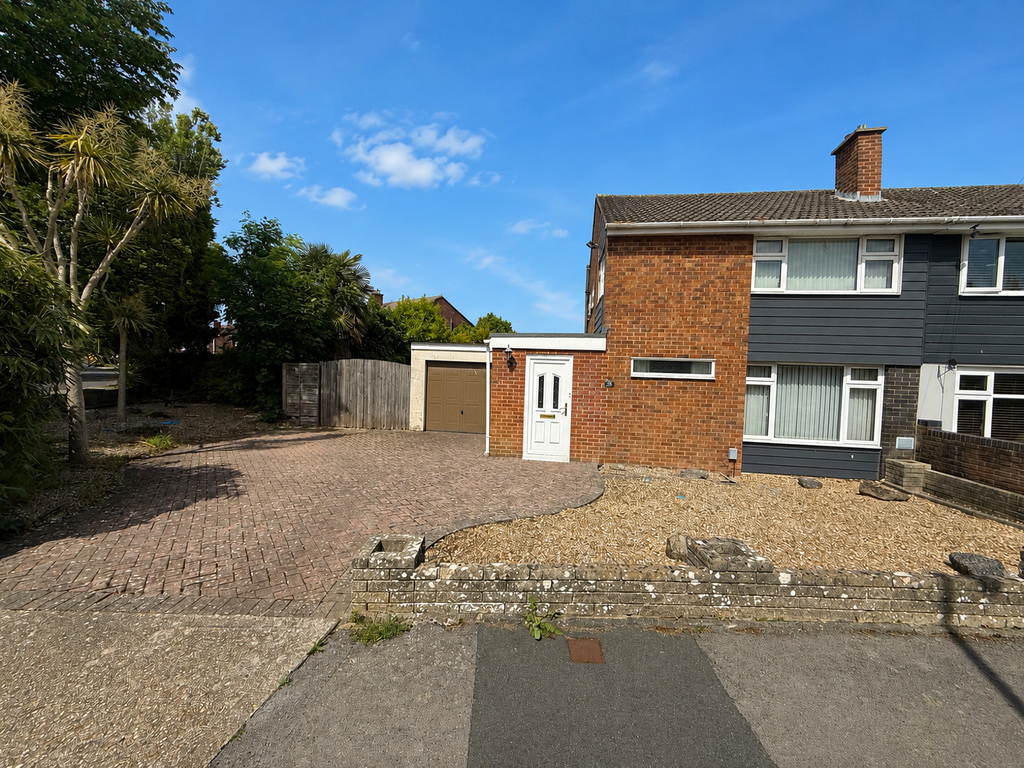 Property photo 1 of 16 Img_3315