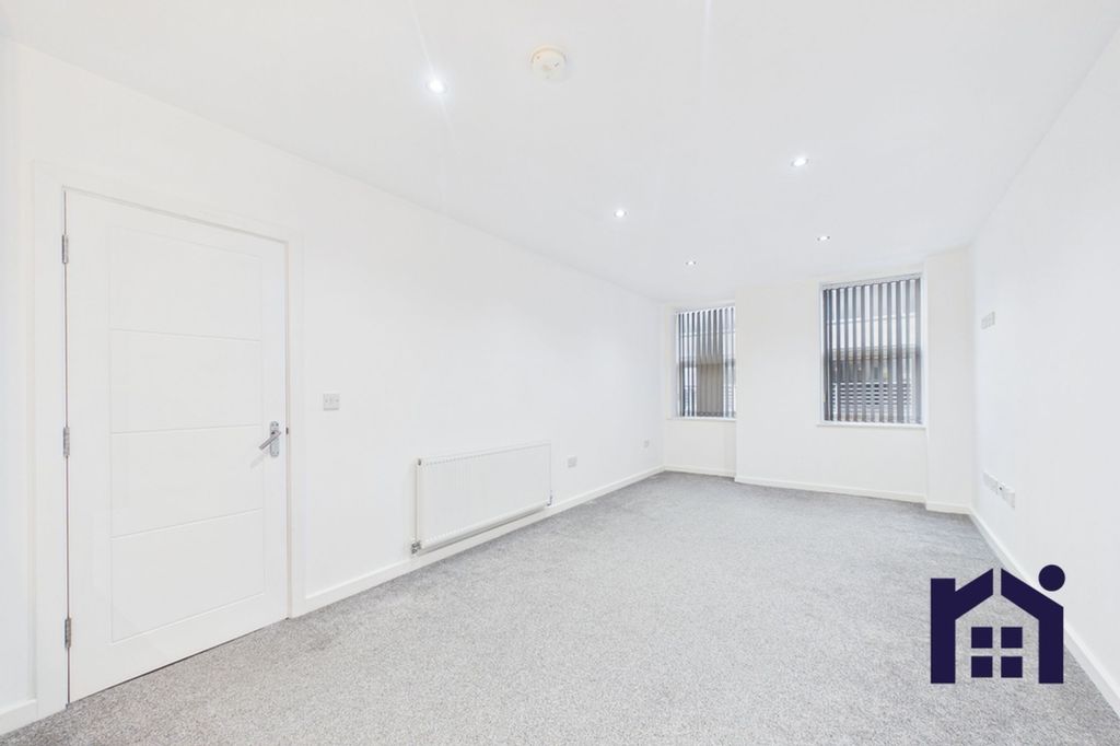 Property photo 2 of 13 Reception Room