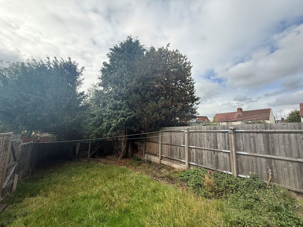 Property photo 3 of 6