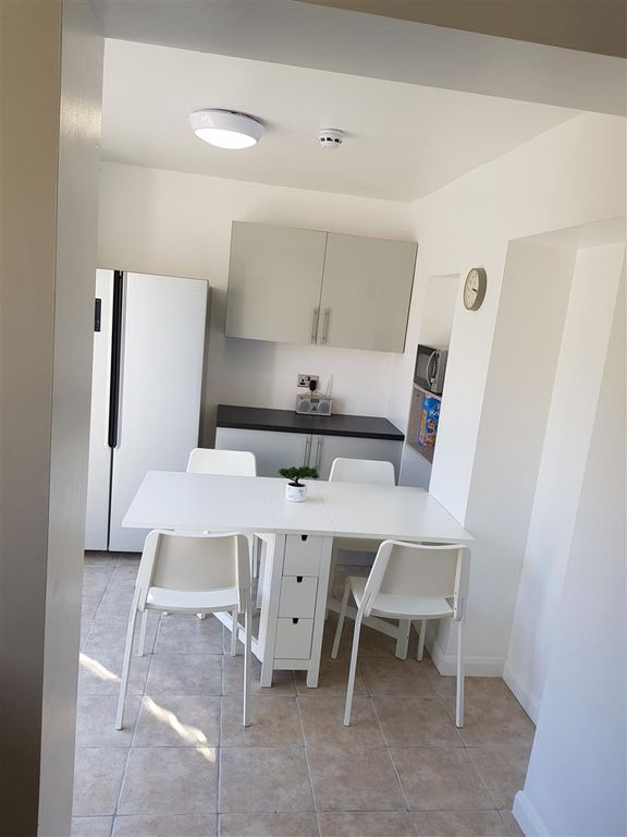 Property photo 3 of 16 Kitchen Diner (2).Jpg