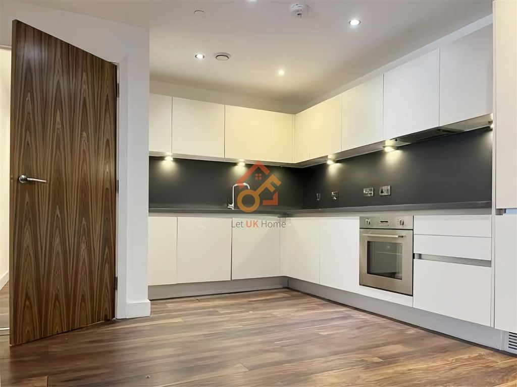 Property photo 3 of 15 F0815B18-0B7A-4583-9c97-c23Fde8Bcb7A.Jpg