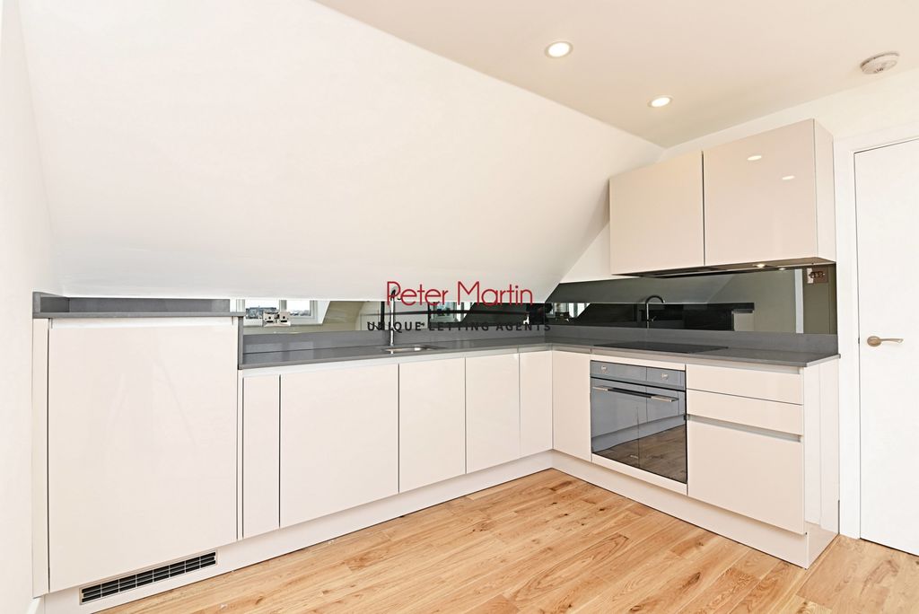 Property photo 3 of 6 Photo 1