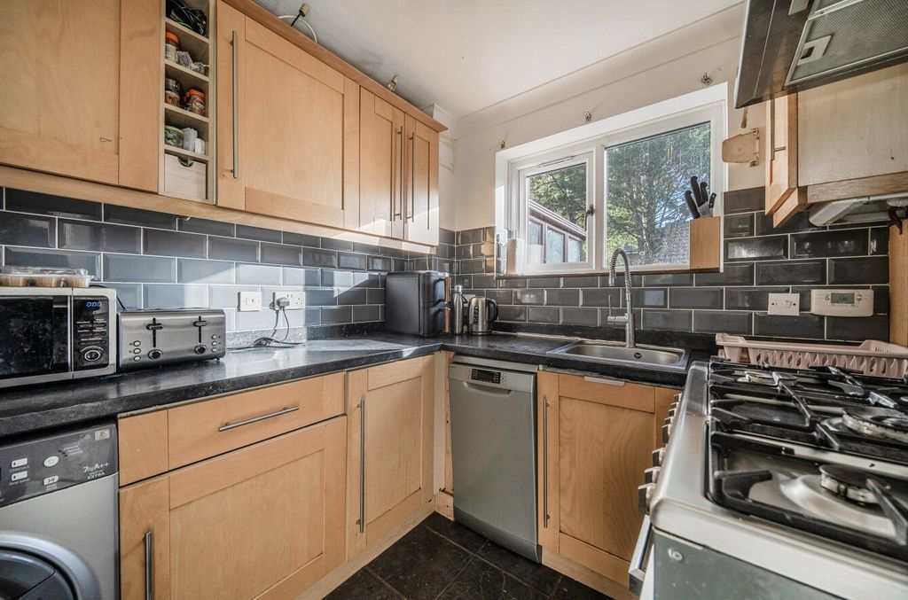 Property photo 2 of 15 Picture No. 08