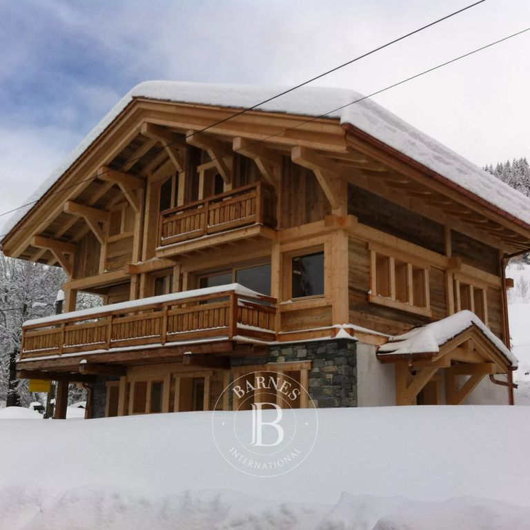 Property photo 1 of 2