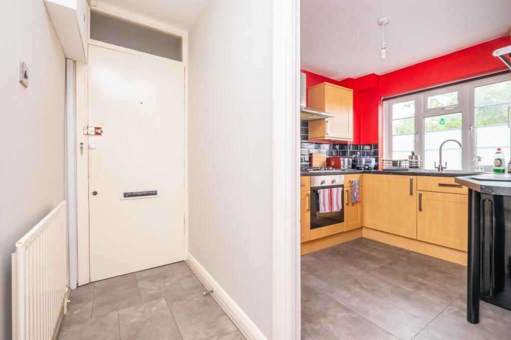 Property photo 2 of 10