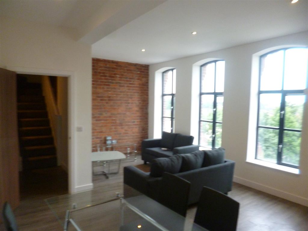 Property photo 3 of 16 P1070362.Jpg