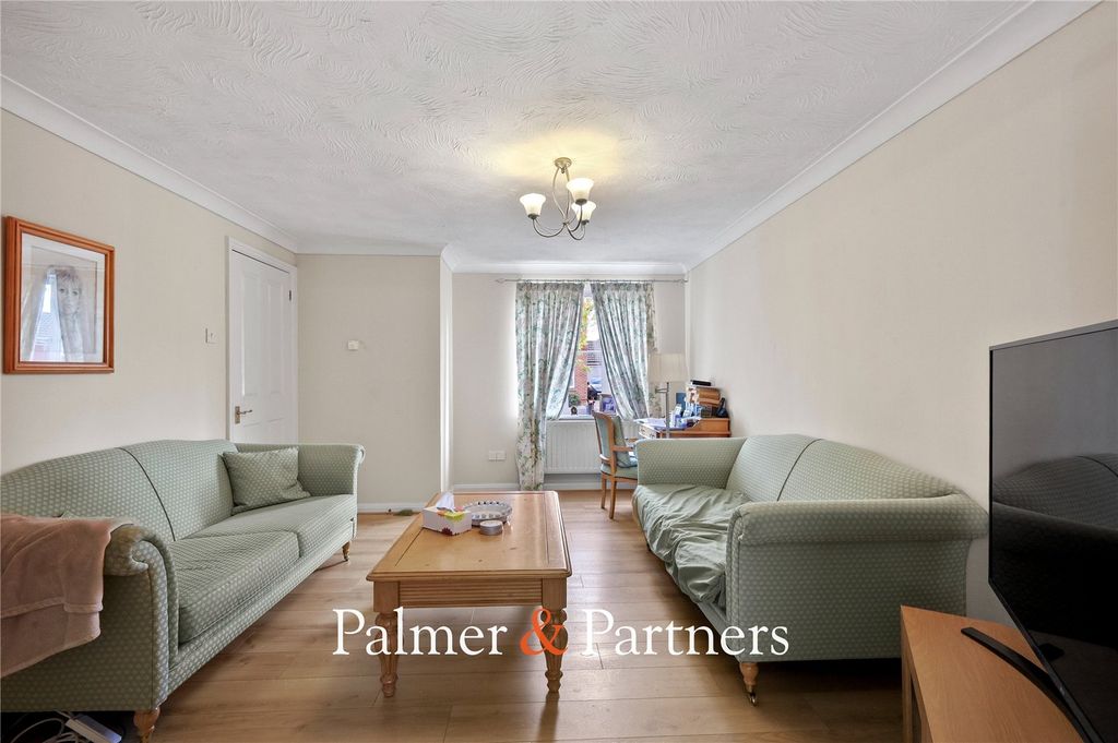Property photo 2 of 15 Picture No. 06