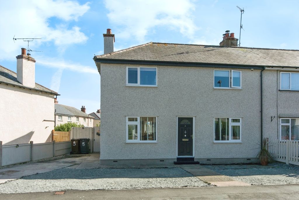 Property photo 1 of 17 Photo