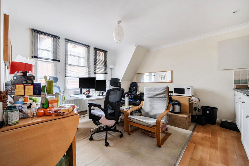 Property photo 3 of 12