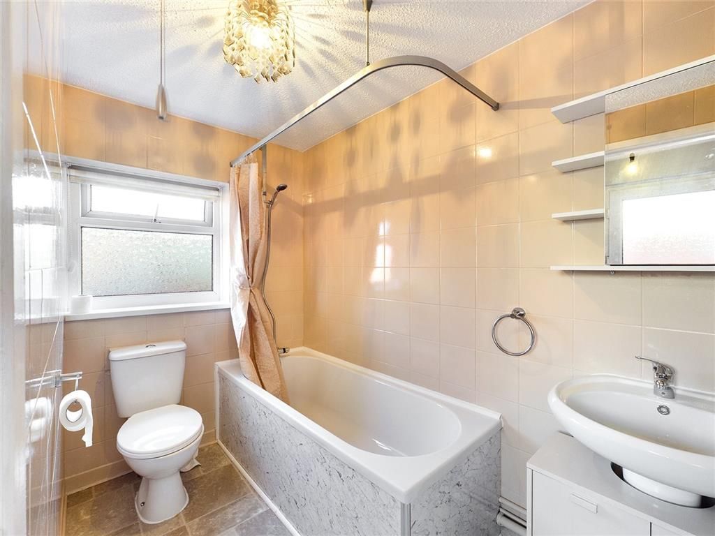 Property photo 3 of 7 Bedroom