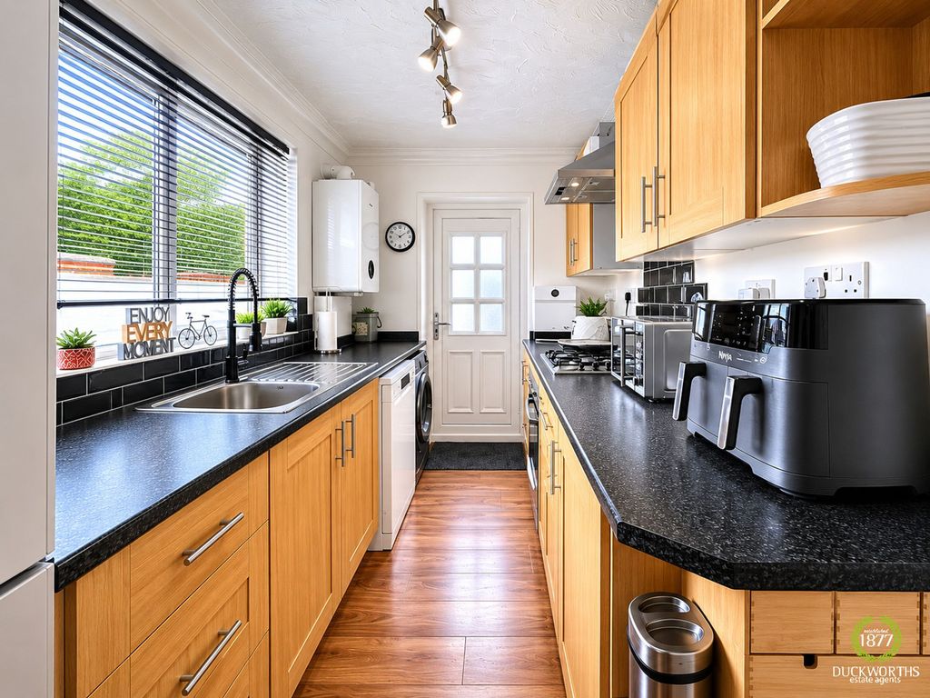 Property photo 3 of 13
