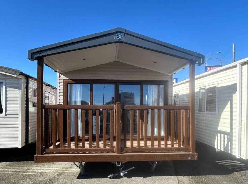 Property photo 1 of 9