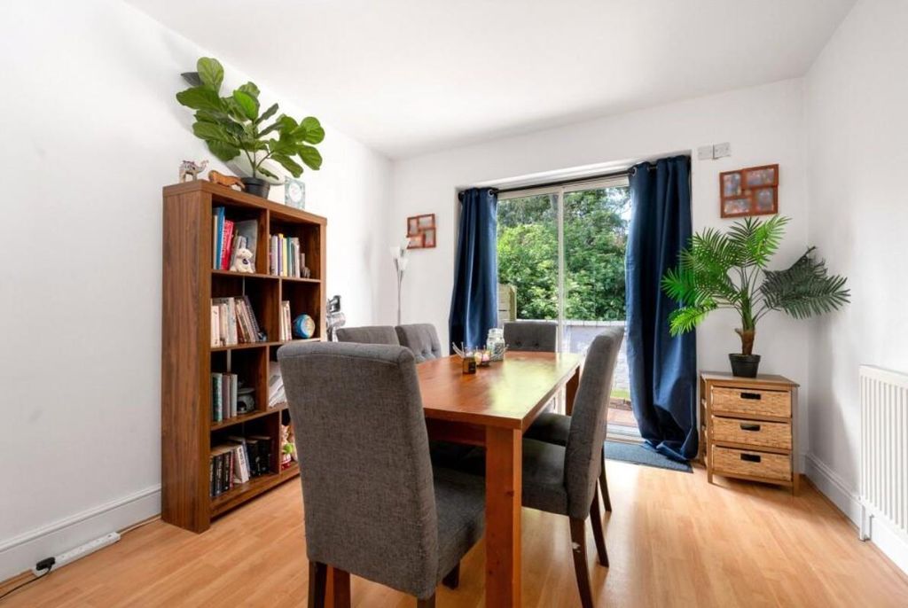 Property photo 3 of 16 4 .Jpg