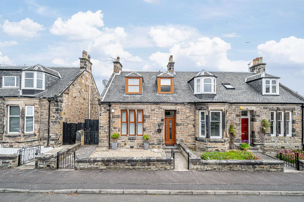 Property photo 1 of 28 External