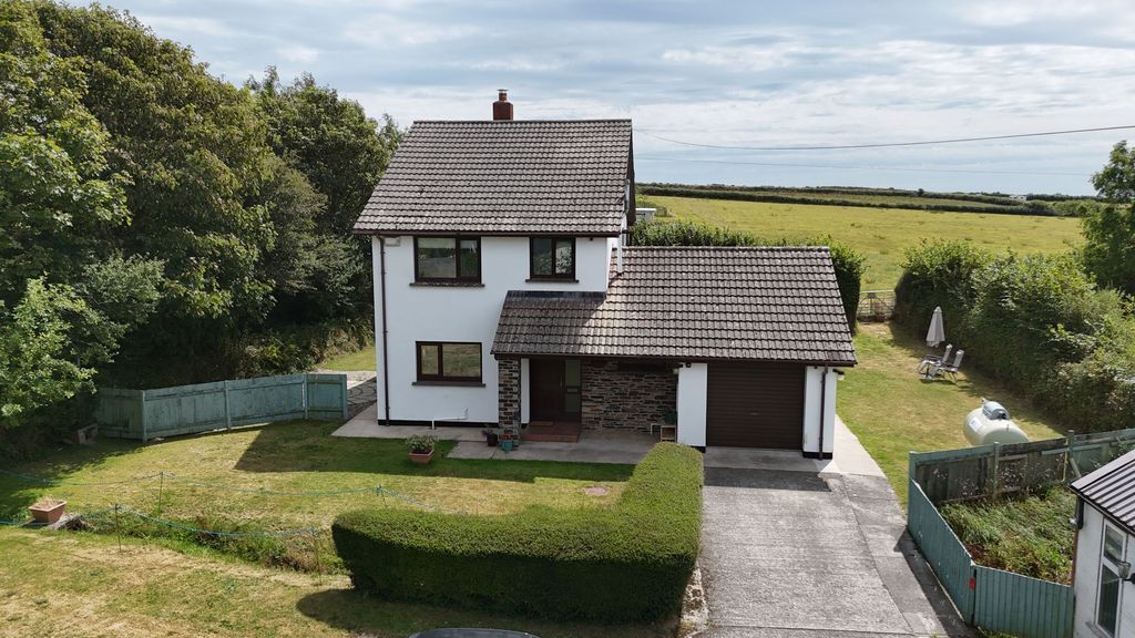 Property photo 1 of 18