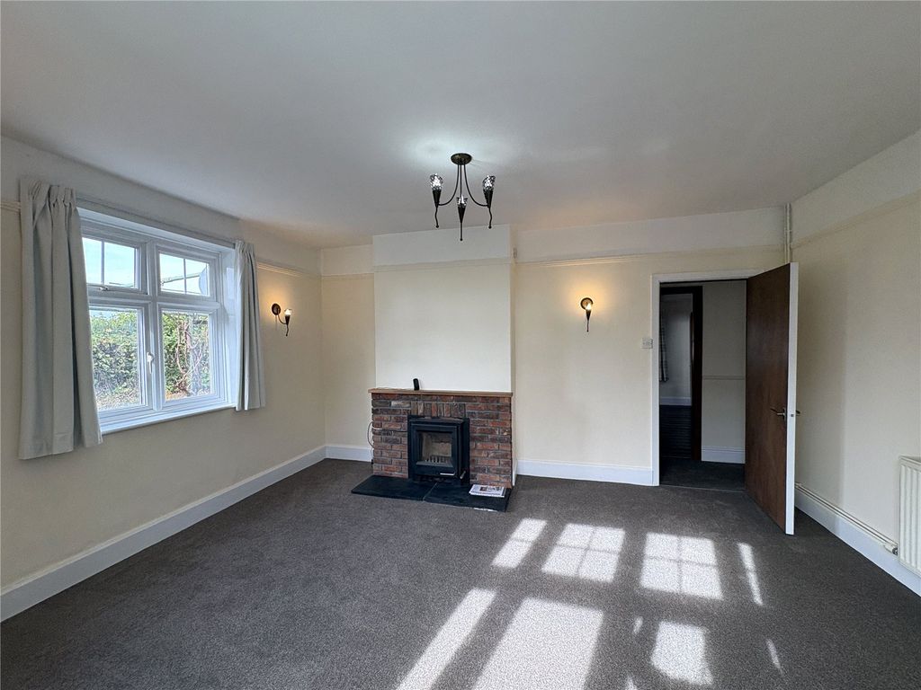 Property photo 3 of 25 Picture No. 30