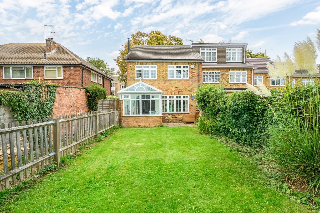 Property photo 2 of 15