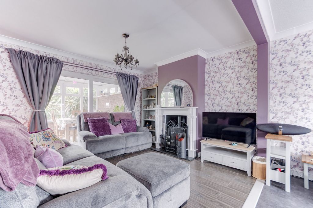 Property photo 2 of 20 Picture No. 03