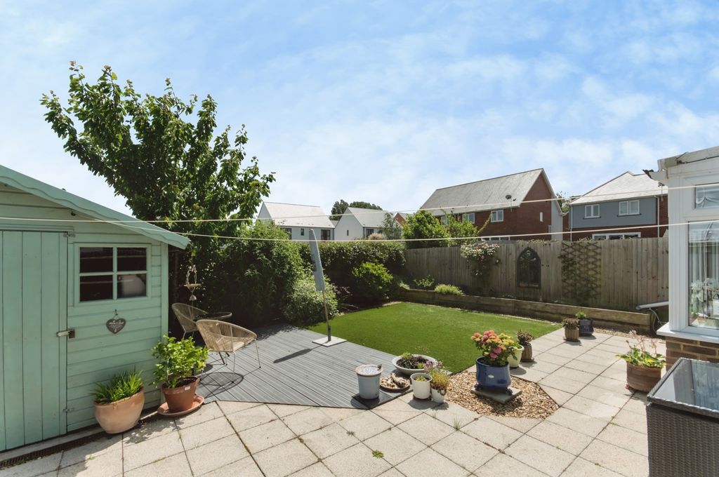 Property photo 2 of 16 Pbox-Img.Jpg