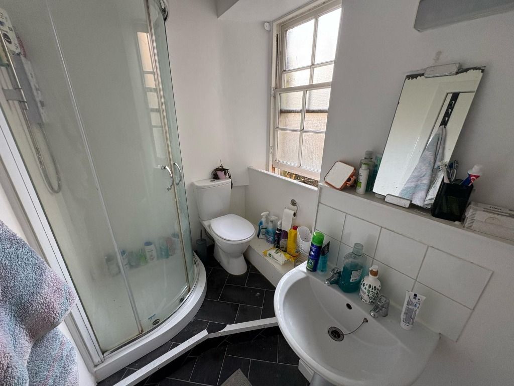 Additional image 4 of 5 bed flat to rentKing Street, Stirling Town, Stirling FK8