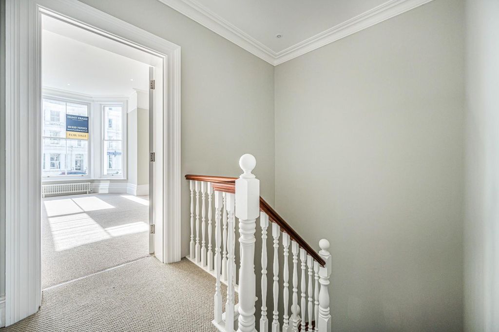 Additional image 8 of 2 bed flat for saleHoward Square, Seafront, Eastbourne BN21