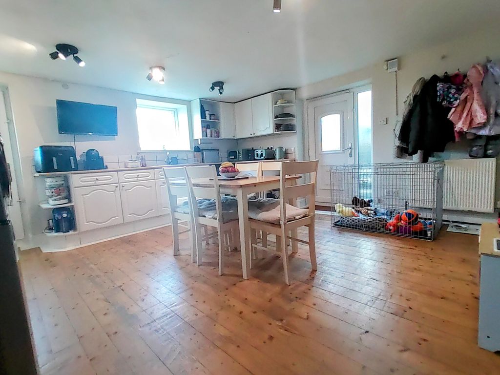 Property photo 2 of 14 Img_20241004_153344_741~2